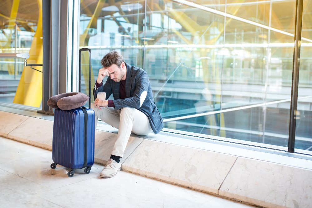 ¿Se puede viajar estando de baja laboral?